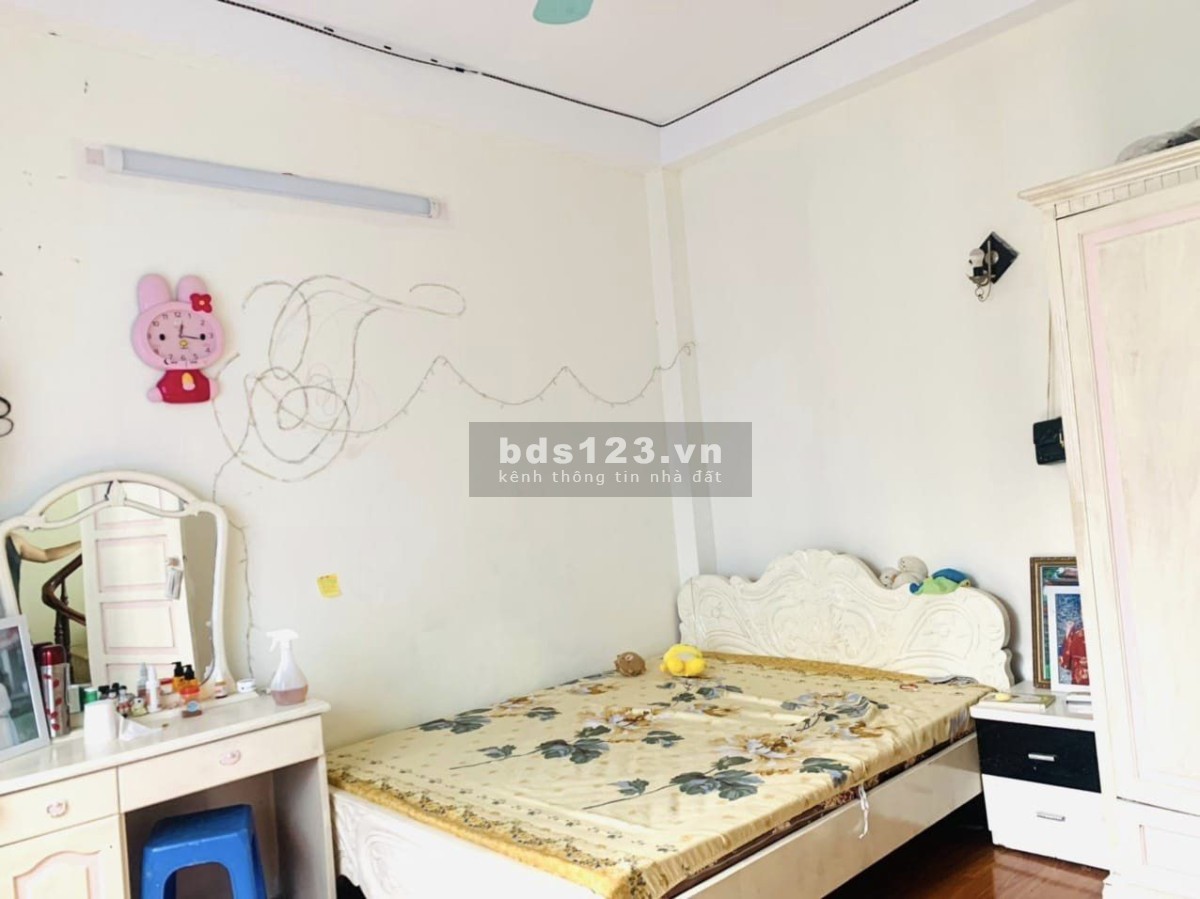 Bưởi - Ba Đình, 3.95 tỷ - 25m2, mặt tiền 3.5m2, nhà 5 tầng