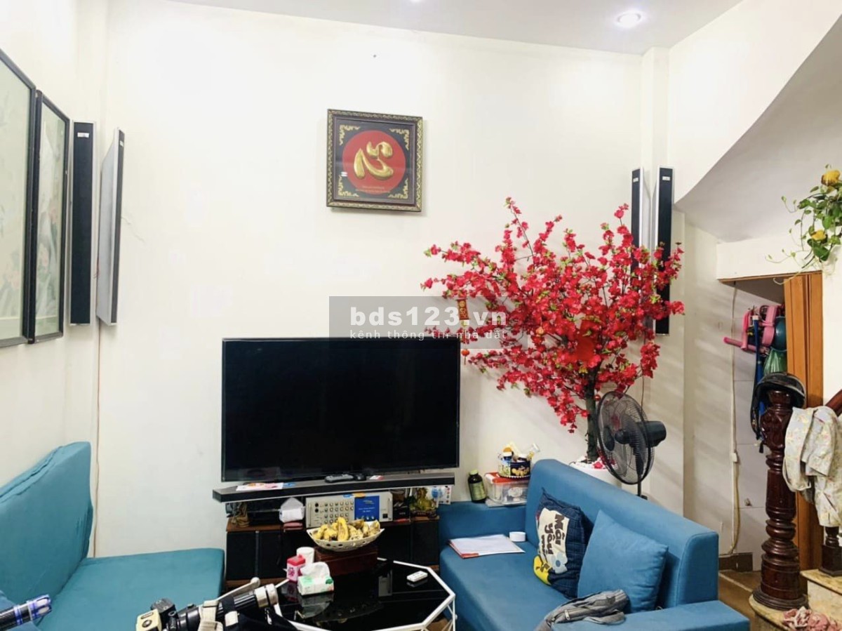 Bưởi - Ba Đình, 3.95 tỷ - 25m2, mặt tiền 3.5m2, nhà 5 tầng