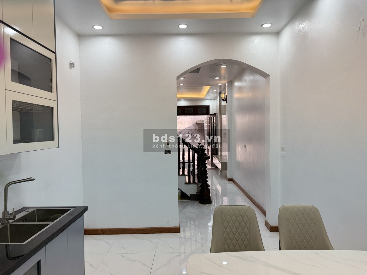 Bán nhà 41m2 xây 4 tầng Mỗ Lao full nội thất giá 6,x tỷ lH 0984745099