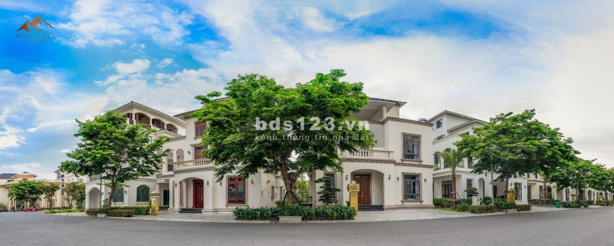 Bán Căn biệt thự đồi view vịnh Hạ Long 2x tỷ 250m2 giá ngoại giao , sẵn sổ nội thất cơ bán ở ngay