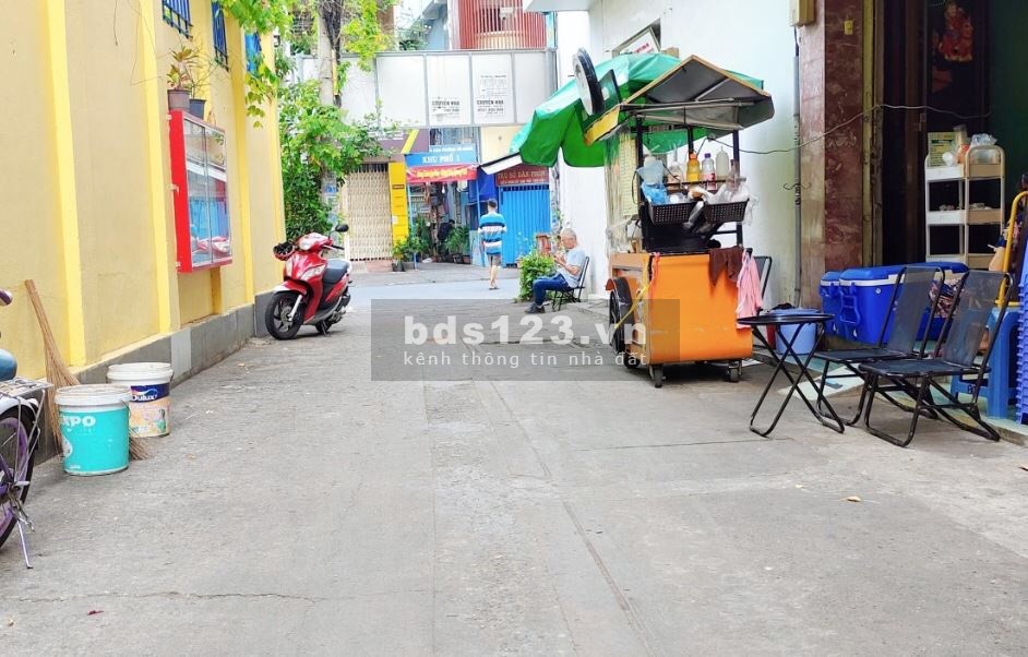 Mặt bằng 1 trệt 1 lầu Huỳnh Văn Bánh - Phường 17 - Phú Nhuận 40m2 14tr5/tháng. Có 2pn, 2wc