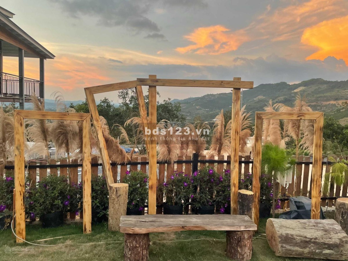Bán đất Làng Oa 1000m2 - nơi hội tụ những người yêu thiên nhiên có view hồ, suối, săn mây