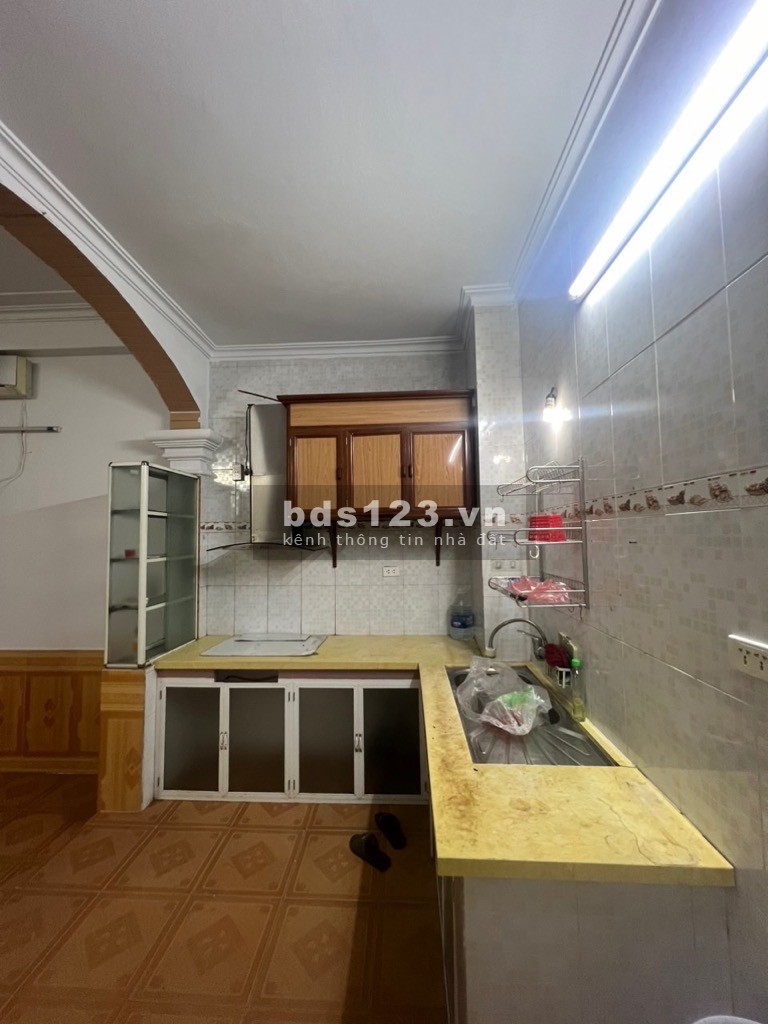 NHÀ ĐẸP DÂN XÂY - SỬA CỬA Ô TÔ VÀO NHÀ - GẦN HỒ TÂY - PHÂN LÔ QUÂN ĐỘI - 7 Tỷ 2