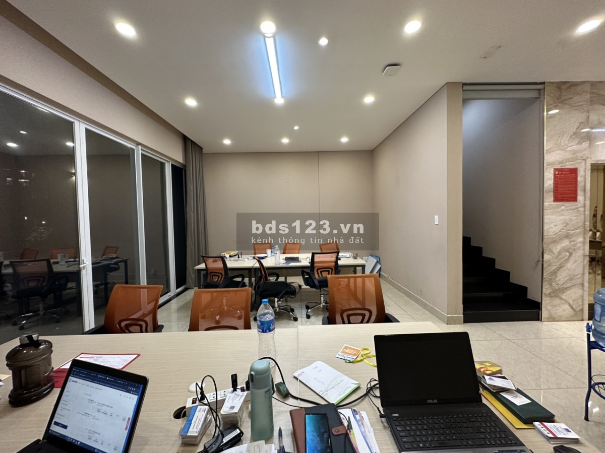 Cho thuê sàn văn phòng 130m2 SALA NGUYỄN CƠ THẠCH chỉ 35 triệu bao VAT