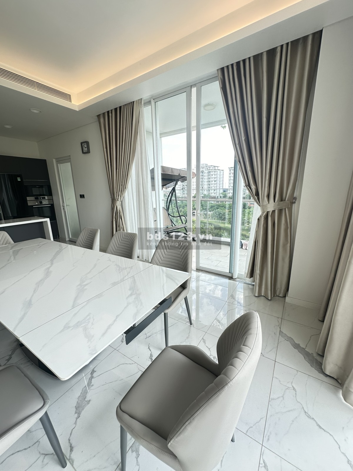 Cho thuê 3 Phòng ngủ Sarina Sala Căn góc 155m2 full đồ, nội thất xịn