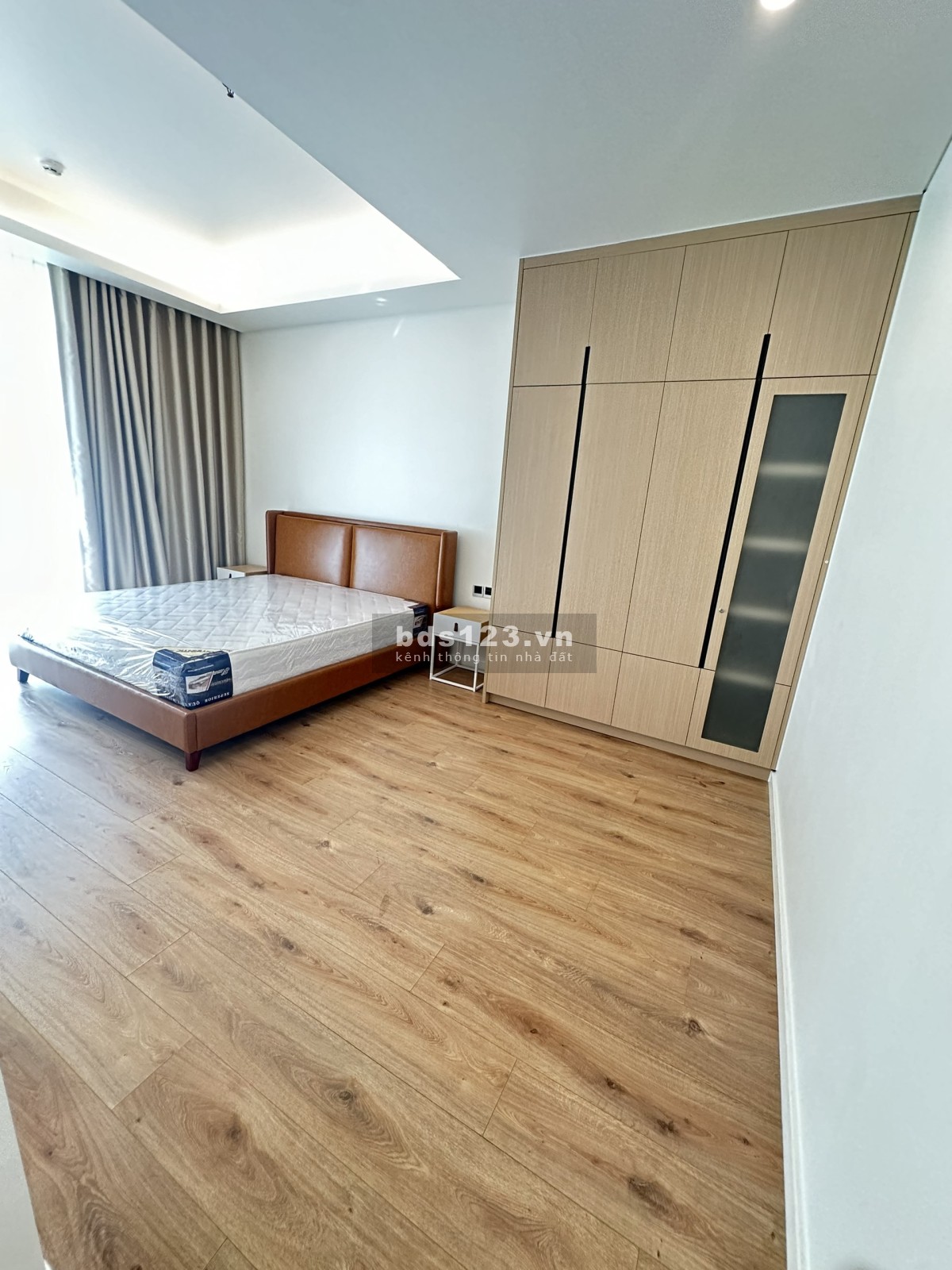 Cho thuê 3 Phòng ngủ Sarina Sala Căn góc 155m2 full đồ, nội thất xịn