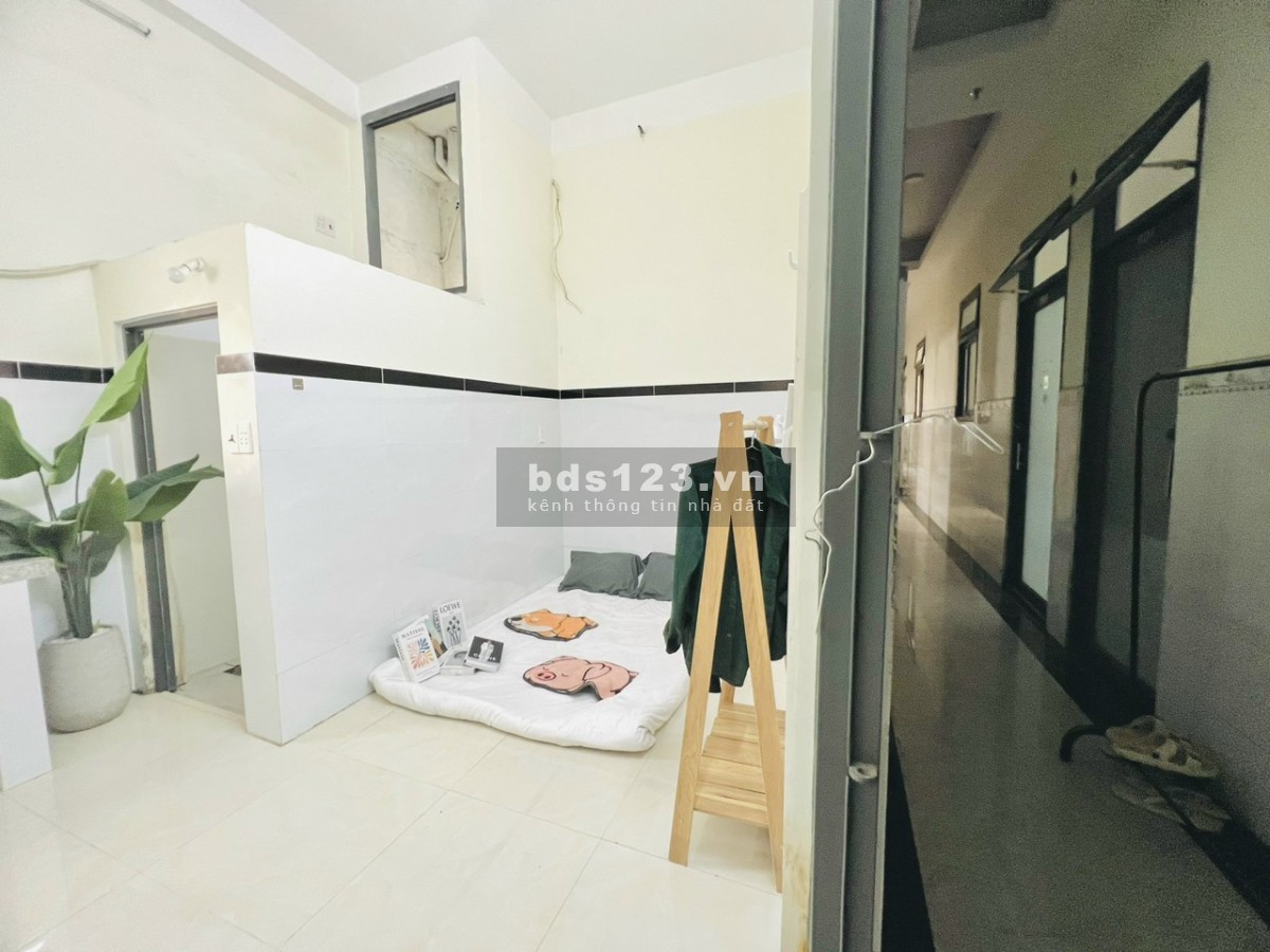 Còn phòng ở liền, Có Gác, FULL nội thất, Kế Khu CN Tân Bình