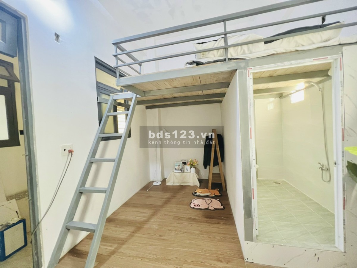 Còn phòng ở liền, Có Gác, FULL nội thất, Kế Khu CN Tân Bình
