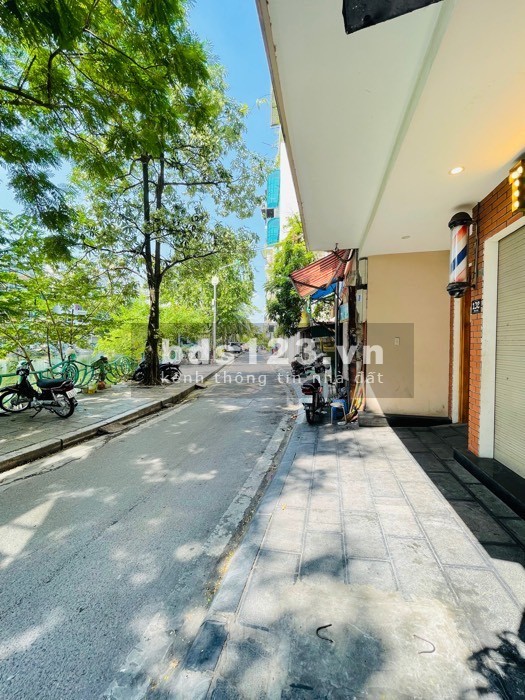 CẦN BÁN NHÀ MẶT PHỐ YÊN HOA VIEW HỒ TÂY - NHÀ ĐẸP 6 TẦNG THANG MÁY 37,5 TỶ