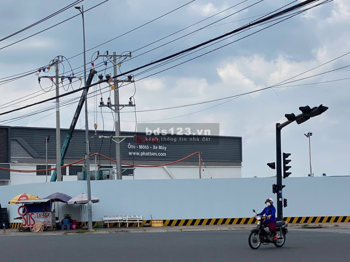 CẦN TIỀN BÁN GẤP LÔ ĐẤT NỀN TẠI TRUNG TÂM TP TÂN AN