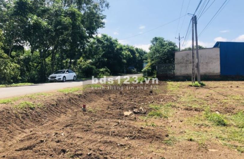 Cần bán đất mặt tiền Đường Nguyễn Xiển Quận 9, full thổ cư MT 7m giá siêu hời!!