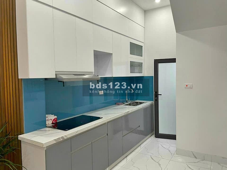 B.Á.N NHÀ HIẾM CÓ Ở TRƯỜNG CHINH CÁCH OTO 10M - 50M MẶT PHỐ - NHÀ ĐẸP Ở NGAY