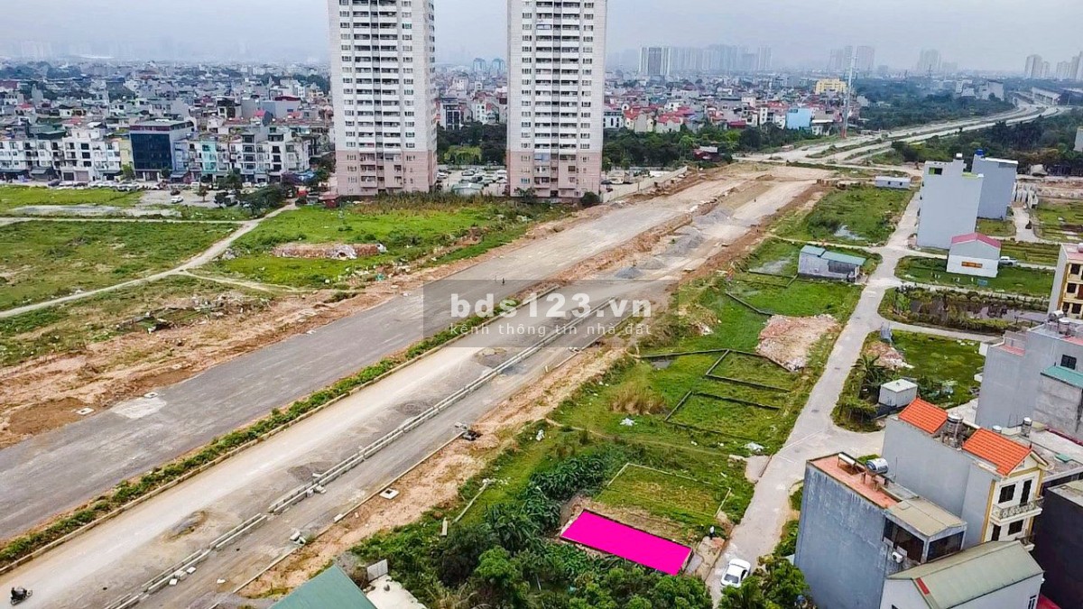 Bán gấp lô đất sát đường Vành Đai 3.5 khu đất dịch vụ 3.7ha Di Trạch