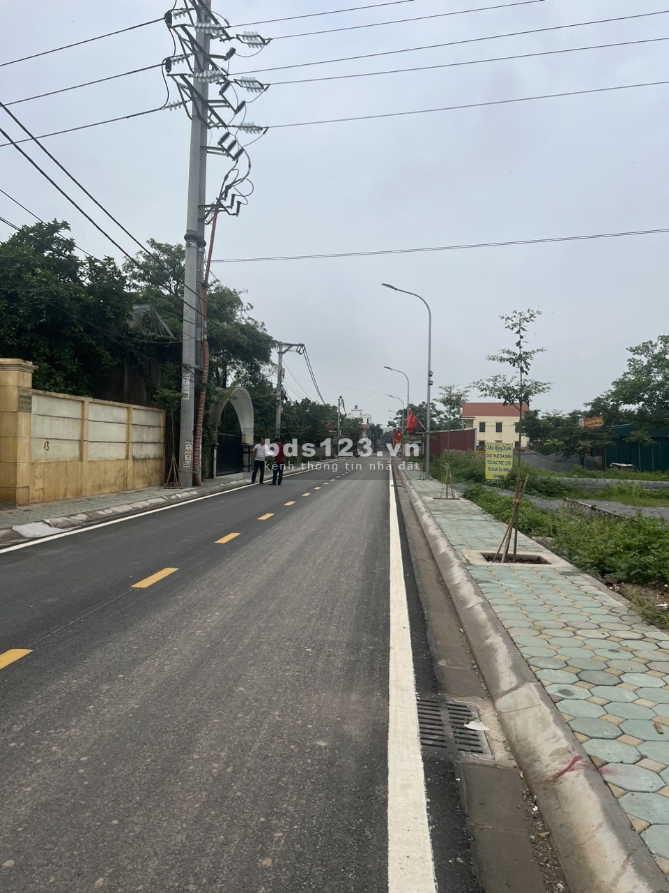 Đất siêu đẹp, đường rộng 8m ạ ooto đi thoải mái