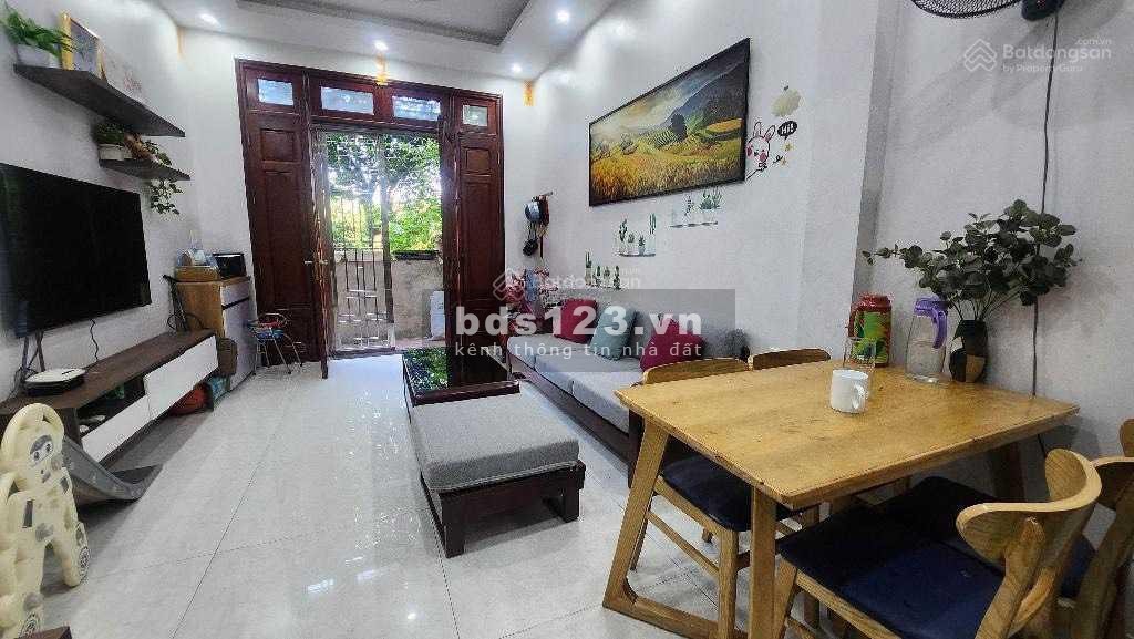 BÁN NHÀ KV TÂN XUÂN - ĐƯỜNG -TRƯỜNG-CHỢ- BỆNH VIÊN