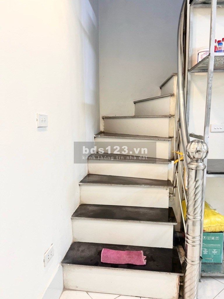 Cần bán gấp nhà Hà Nội giá 2.58 tỷ, diện tích 31m, mặt tiền 4m