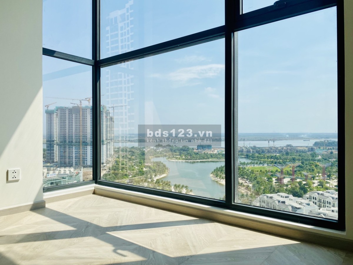 Siêu rẻ - bán căn hộ 3PN Masteri Centre Point 100m2 Vinhomes Grand Park giá 6.6 tỷ bao thuế phí