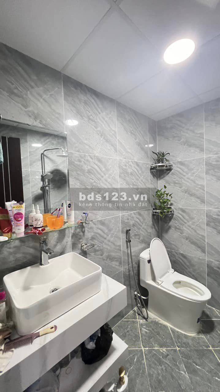 ĐỖ NHUẬN 45m2 giá nhỉnh 5 tỷ đã có nhà siêu đẹp nội thất siêu vip