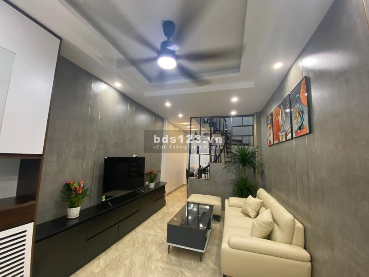 Nhà đẹp phân lô Đội Nhân - Ô tô tránh - Ngõ thông kinh doanh - Full nội thất, 45m2, 5 tầng, 10.8 tỷ