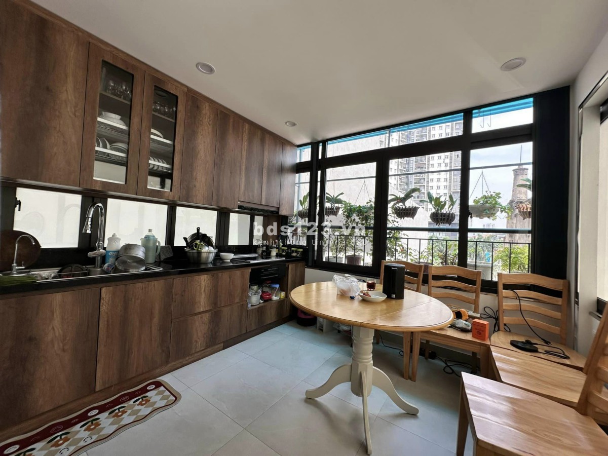 Nhà Vip Trần Duy Hưng-Ba bước ra mặt phố-Tháng máy-Hai mặt thoáng_45m2, 6 tầng_12.9 tỷ