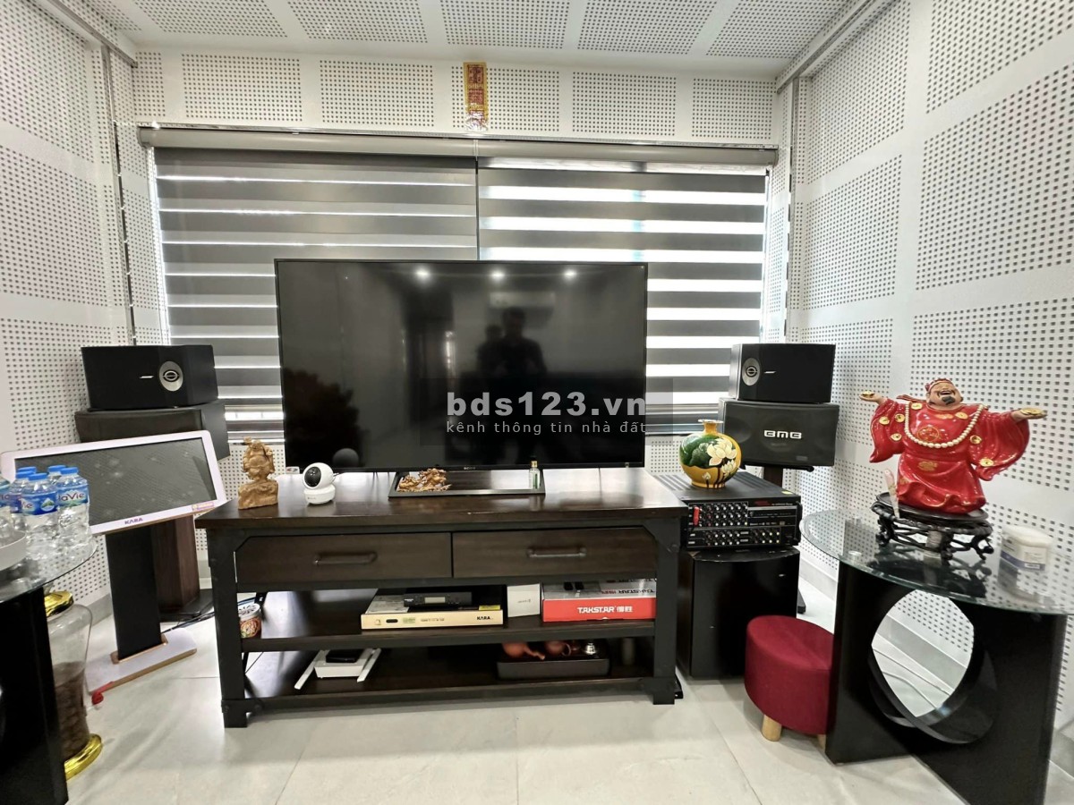 Nhà Vip Trần Duy Hưng-Ba bước ra mặt phố-Tháng máy-Hai mặt thoáng_45m2, 6 tầng_12.9 tỷ