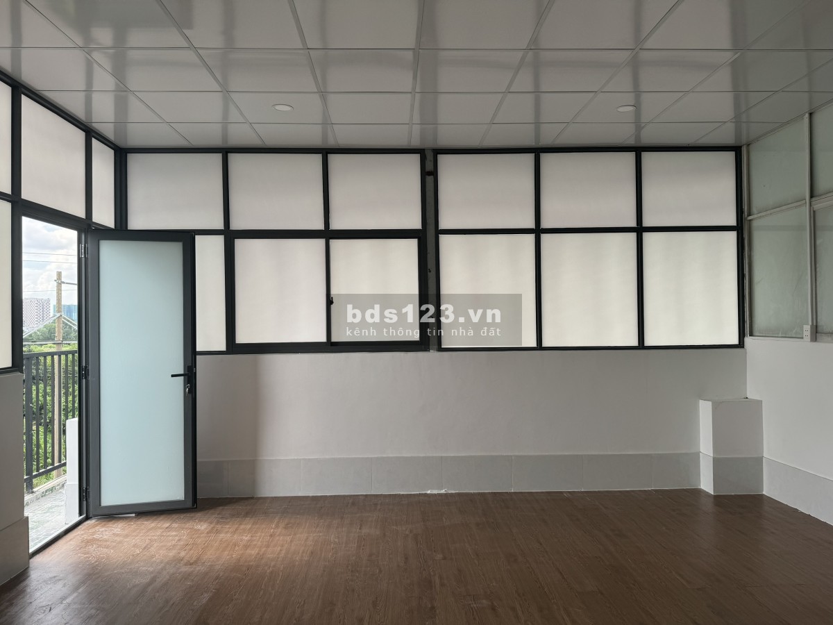 Chung cư mini 35m2 Gần Phạm Văn Đồng có ban công riêng, máy lạnh, nước nóng, Giờ Giấc tự do