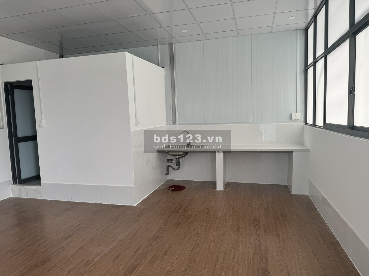 Chung cư mini 35m2 Gần Phạm Văn Đồng có ban công riêng, máy lạnh, nước nóng, Giờ Giấc tự do
