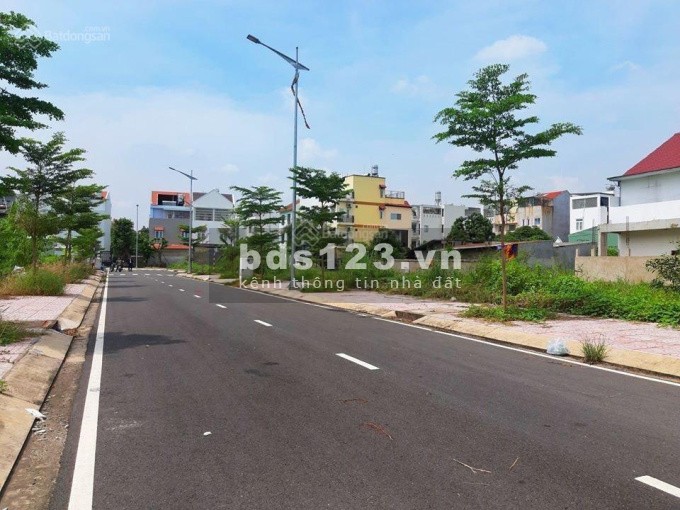 BÁN GẤP ĐẤT MẶT TIỀN KHU VỰC QUẬN 9 - 50M MẶT TIỀN ĐẤT THỔ CƯ