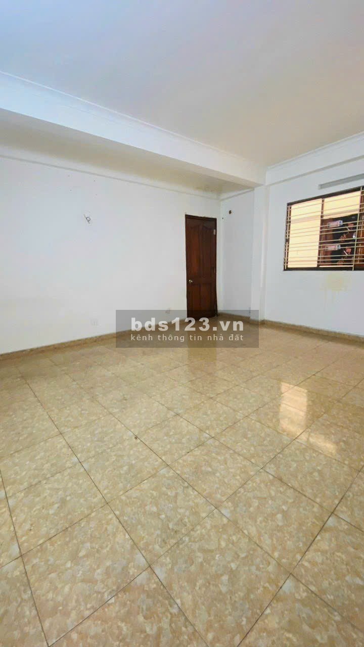 Bán Nhà Mặt Tiền Đường Cách Mạng Tháng 8, Phường 05, Quận Tân Bình, Hồ chí Minh