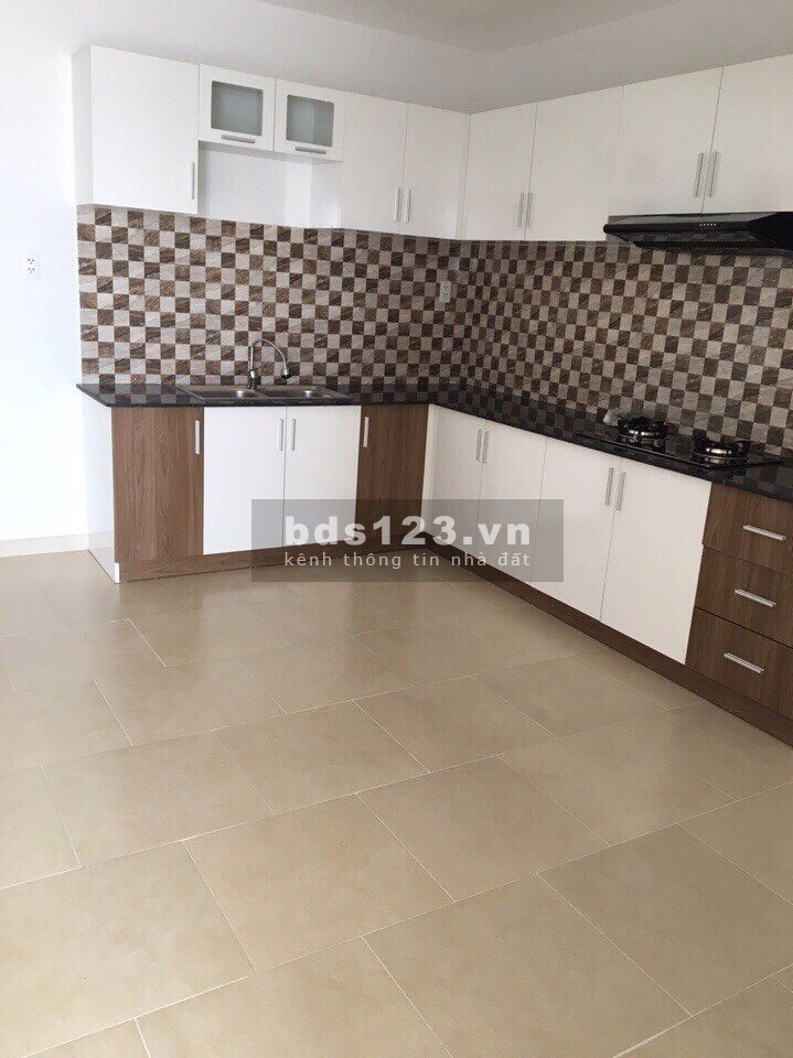 Chung cư Carillon 2-Tân Phú 11tr 3pn 90m2. Nội thất cơ bản. Tầng cao view thoáng mát