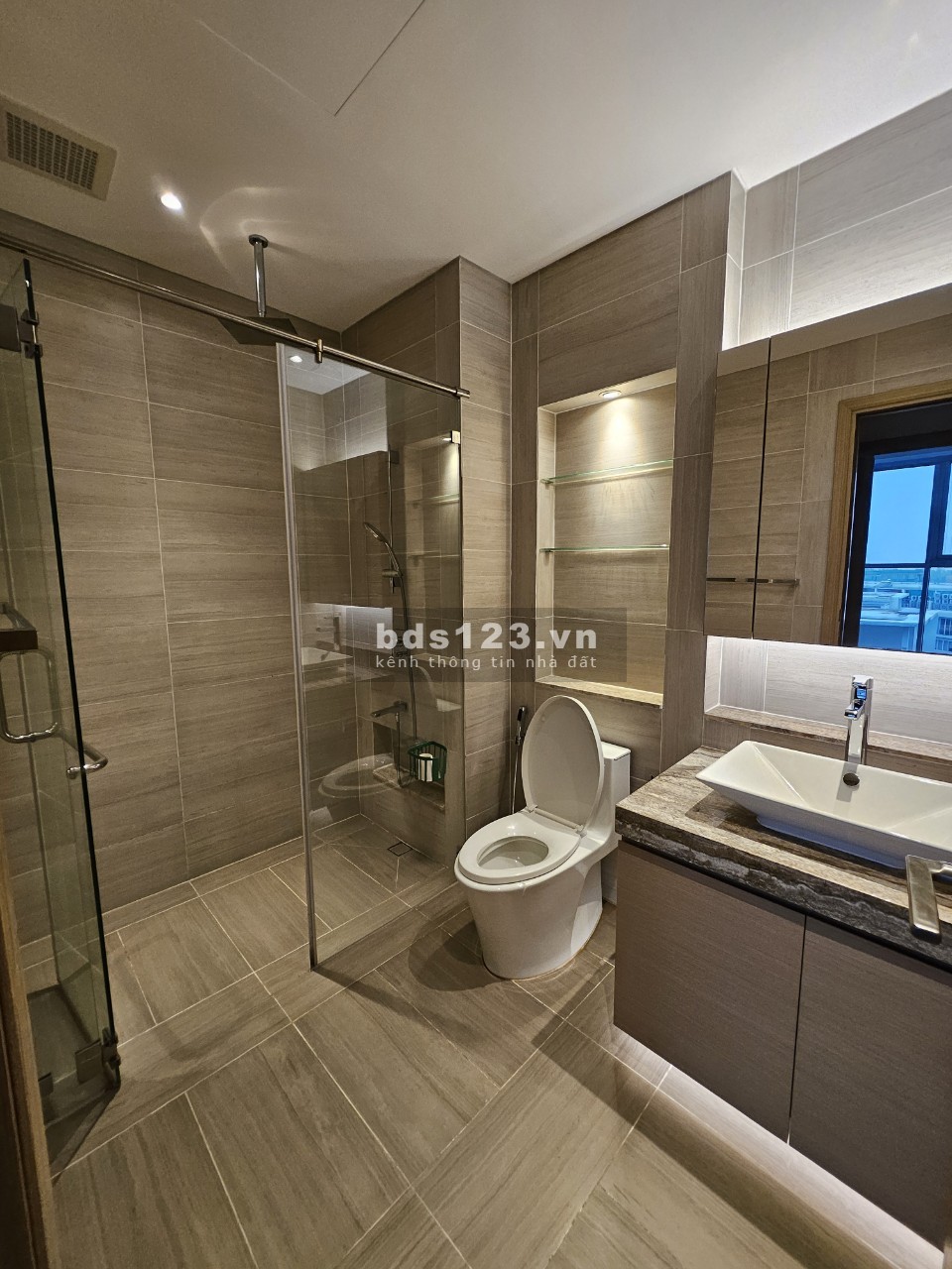 CHO THUÊ CĂN HỘ SARINA SALA 3PN 127M2 CHỈ 45TR NHÀ MỚI ĐẸP