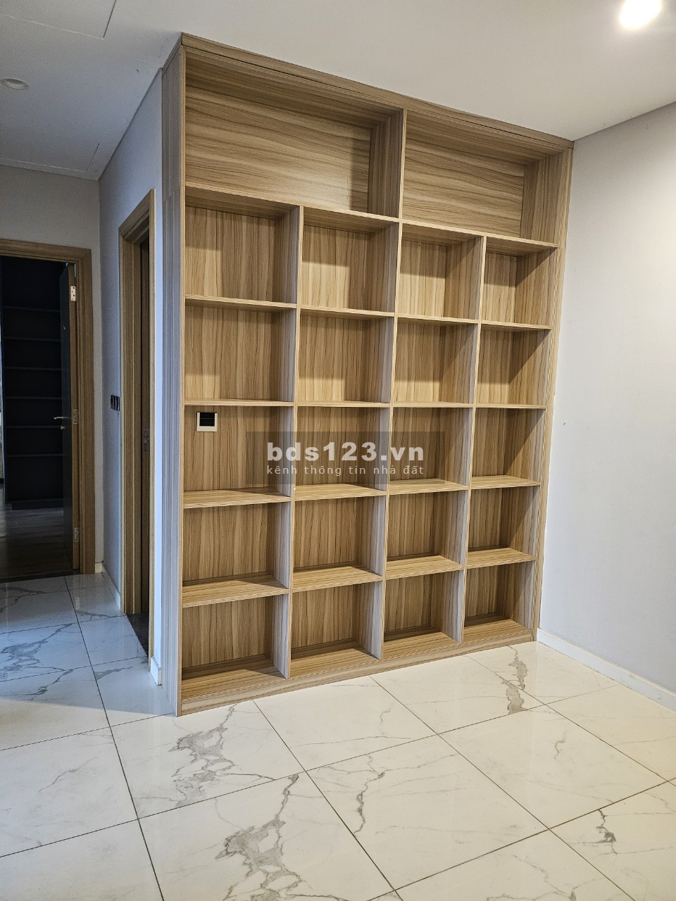 CHO THUÊ CĂN HỘ SARINA SALA 3PN 127M2 CHỈ 45TR NHÀ MỚI ĐẸP