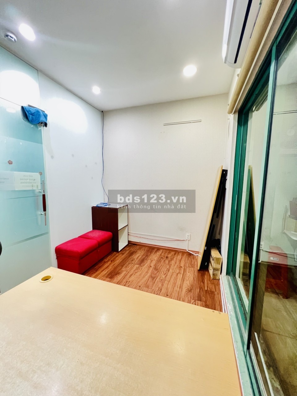 Cần cho thuê văn phòng quận 1 giá 25tr, diện tích 95m2