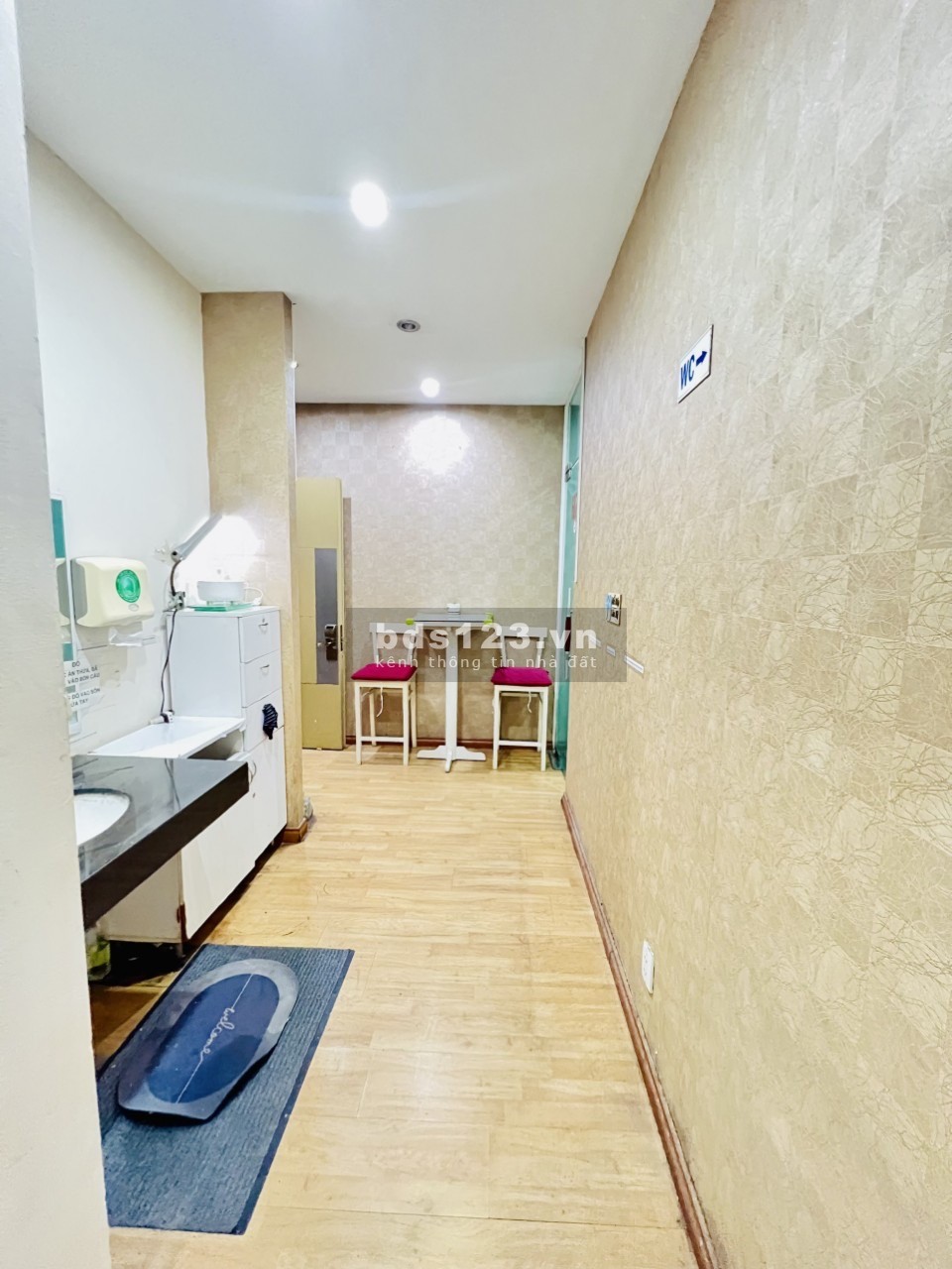 Cần cho thuê văn phòng quận 1 giá 25tr, diện tích 95m2