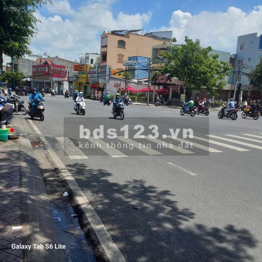 CẦN BÁN GẤP đất mặt tiền đường Nguyễn Xiển - Thủ Đức Vị trí đẹp thuận tiện kinh doanh giá siêu hời