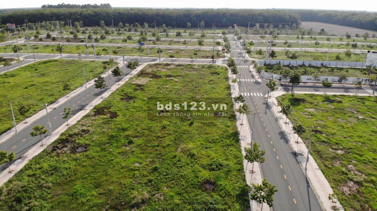 Chính chủ bán gấp lô đất 75m2 thổ cư tại khu nhà ở nông thôn Nam Long 3