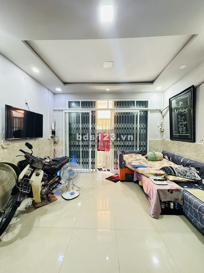 Xe Hơi Sát Nhà, Nguyễn Sơn Phú Thọ Hoà Tân Phú 36 M2, 2 Tầng Chỉ 2.9 tỷ.