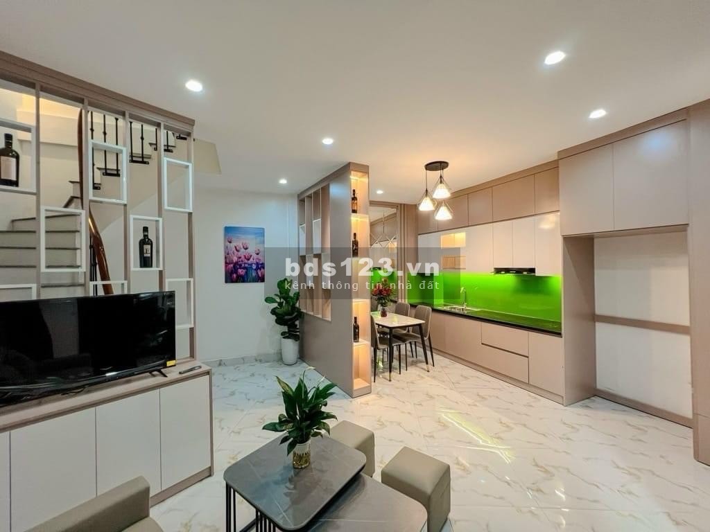 Chính chủ cần bán nhà ngõ 254 minh khai, 30m, 5 tầng, mt 4,4m giá 5,95 tỷ