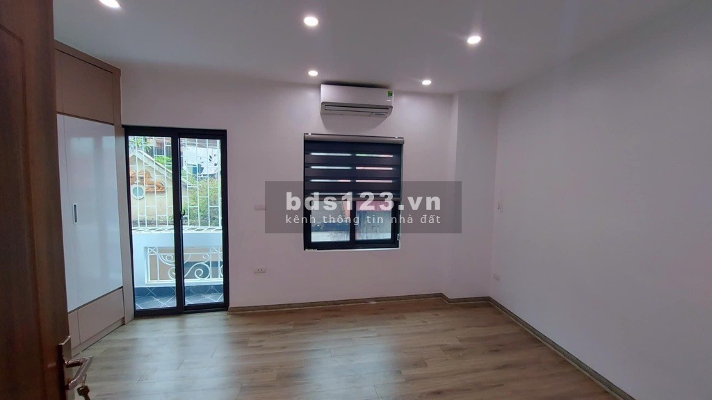 Chính chủ cần bán nhà ngõ 254 minh khai, 30m, 5 tầng, mt 4,4m giá 5,95 tỷ