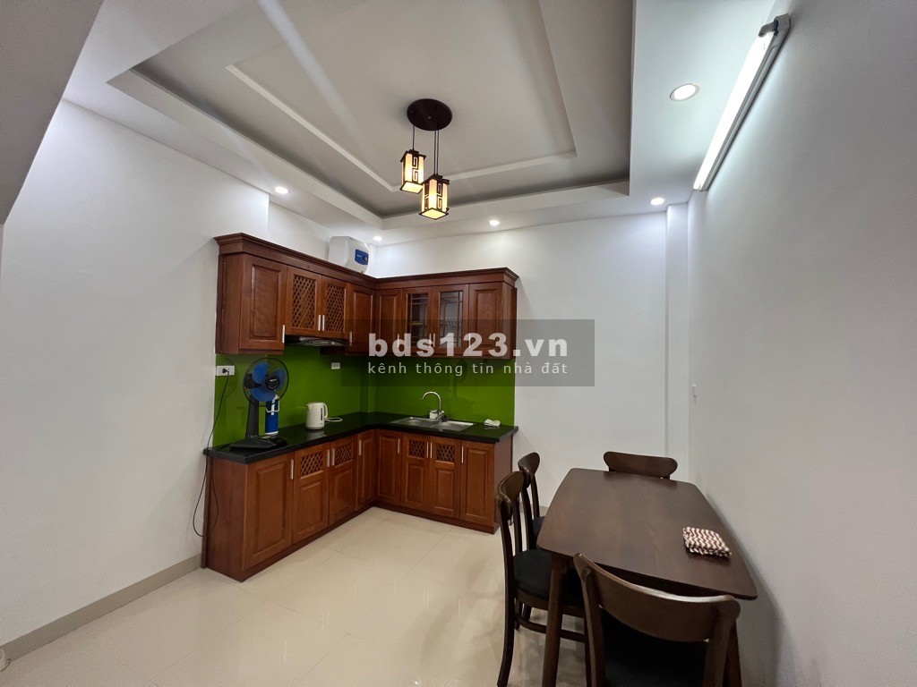 Chính chủ cần bán nhà phố Minh Khai, 34m, 4 tầng, giá 5.95 tỷ