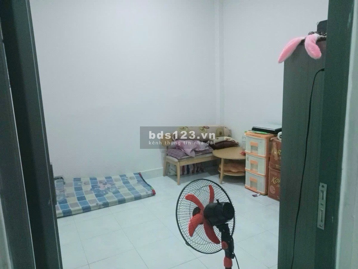 Mặt bằng kinh doanh (40m2) + 2p ngủ, Cô Giang, P1, Phú Nhuận, 15tr/tháng