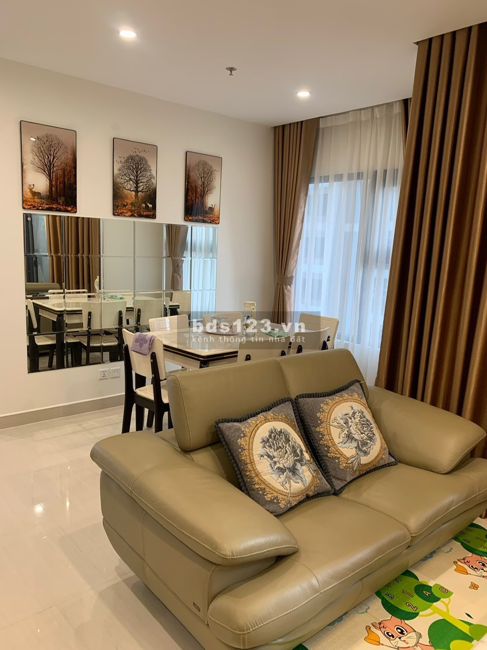 Bán căn hộ 2PN2 góc, chỉ 2,65 tỉ. Hướng vip ĐN + TN mát mẻ. Vinhomes Ocean Park
