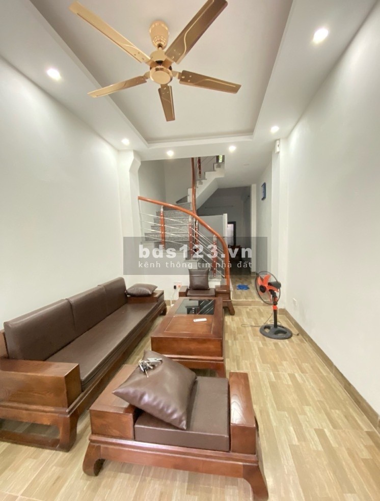 Bán nhà Phú Diễn, Bắc Từ Liêm, Ngõ oto gần, 40m2, 4.5 tỷ.