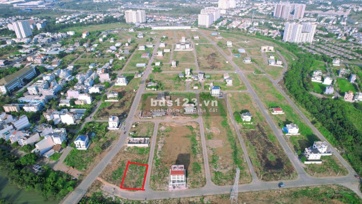 Bán Đất dự án Phú NHuận plb q.9 sổ chính chủ dt 270m2 (15x18)
