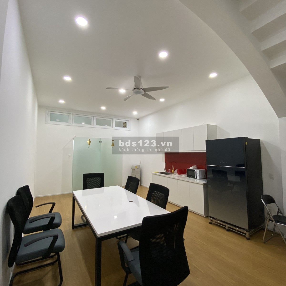 REPLUS - DỊCH VỤ CHO THUÊ VĂN PHÒNG TRỌN GÓI - ĐẦY ĐỦ TIỆN ÍCH - CHI PHÍ PHÙ HỢP