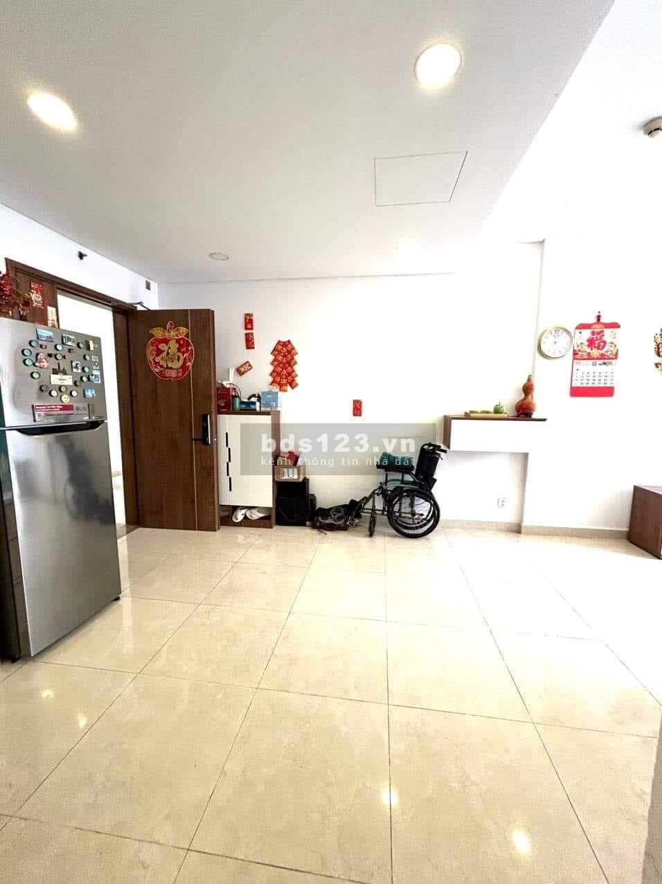 Cho thuê chung cư Nguyễn Phúc Nguyên - Quận 3 2pn 75m2 giá 11tr5. Nội thất đầy đủ, nhà thoáng mát