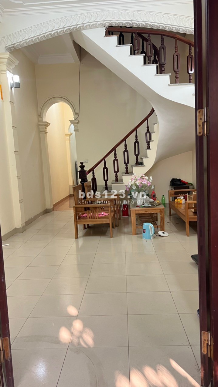 Chính chủ cần bán nhà 1 tầng 76m2 đất thổ cư thôn Phú Vinh, Ngõ ô tô 2.5 tấn thông. Giá chỉ 76 Tr