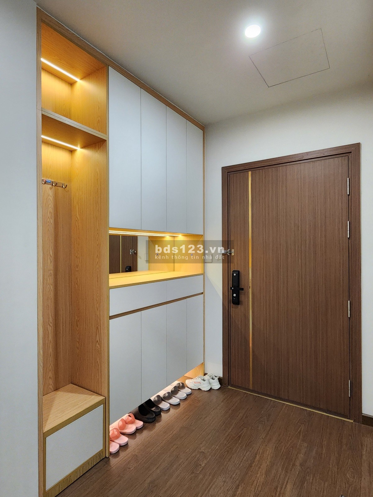 Môi giới cho thuê căn hộ Matrix 2n A2104 giá 1200$/ tháng