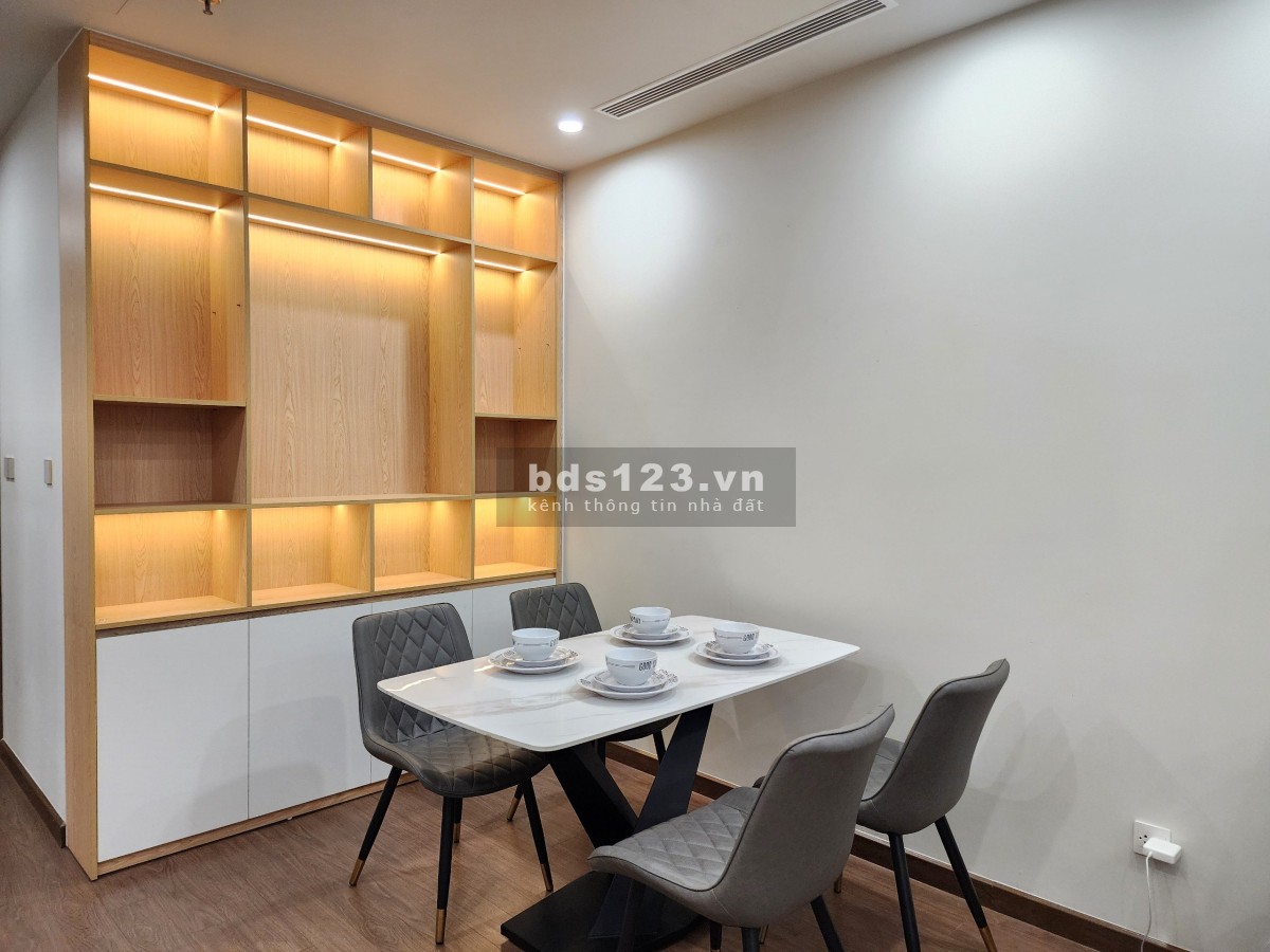 Môi giới cho thuê căn hộ Matrix 2n A2104 giá 1200$/ tháng