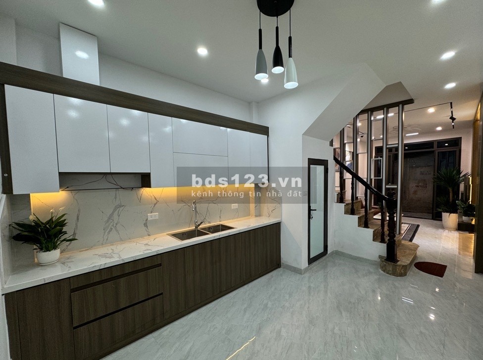 Bán nhà Kiều Mai, Phúc Diễn, Bắc Từ Liêm, 37m2, 4.4 tỷ.